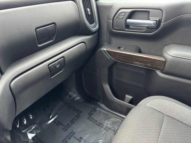 Used 2020 GMC Sierra 1500 SLE w/ SLE Value Package AWD/4WD image 22