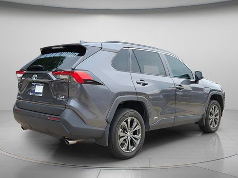 Used 2024 Toyota RAV4 XLE Premium w/ Weather Package AWD/4WD image 7