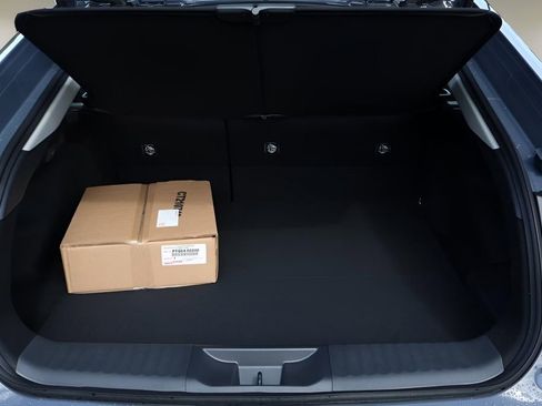 New 2026 Toyota Prius Plug-In Hybrid FWD image 16