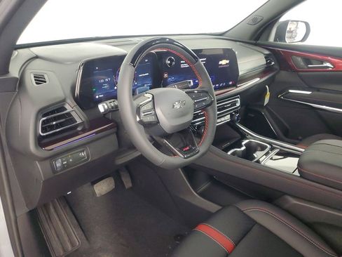 New 2026 Chevrolet Traverse RS image 11