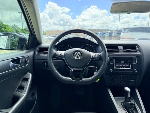 Used 2016 Volkswagen Jetta S FWD image 20