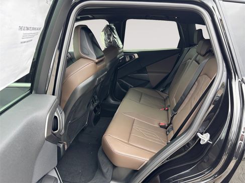 New 2026 BMW X3 xDrive30 w/ Premium Package image 13