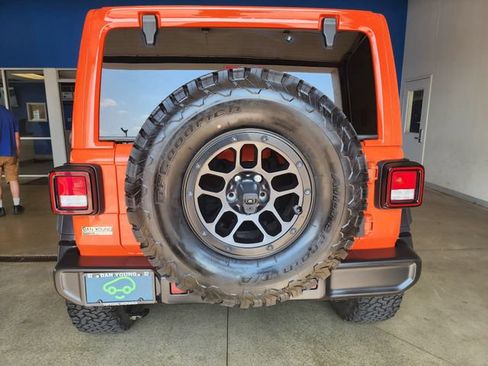 Used 2023 Jeep Wrangler Unlimited Sport AWD/4WD image 3