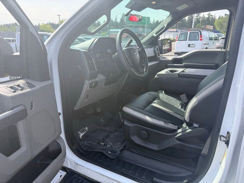 Used 2019 Ford F150 XLT AWD/4WD image 15