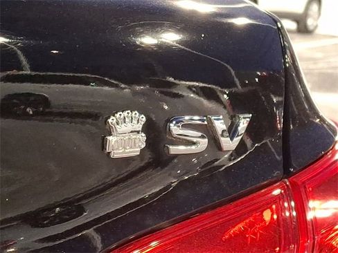 Used 2016 Nissan Sentra SV image 30