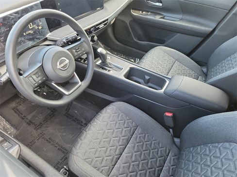 New 2026 Nissan Kicks SV w/ SV Premium Package image 5