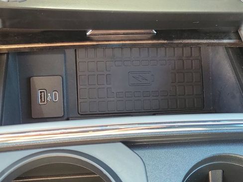 Used 2022 Ford F250 Lariat w/ Lariat Ultimate Package image 30