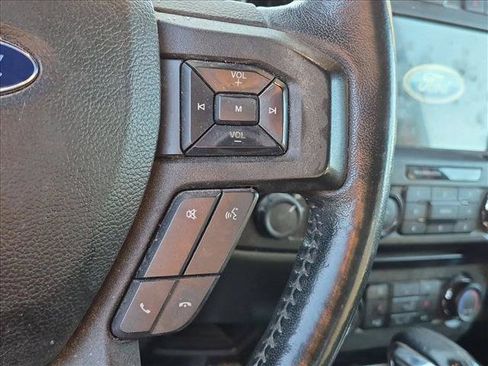 Used 2018 Ford F150 XLT w/ Equipment Group 302A Luxury AWD/4WD image 13