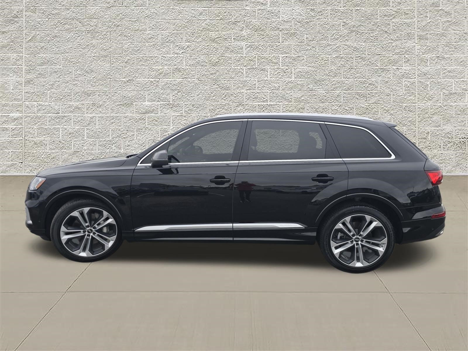 Certified 2023 Audi Q7 3.0T Prestige w/ Prestige Package AWD/4WD image 4