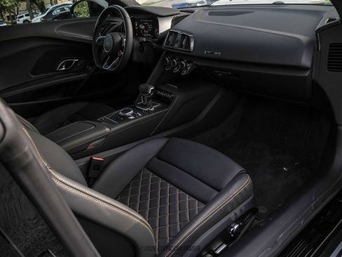 Used 2023 Audi R8 V10 performance RWD image 31