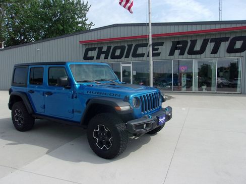Used 2023 Jeep Wrangler Unlimited Rubicon 4xe w/ Cold Weather Group AWD/4WD image 1