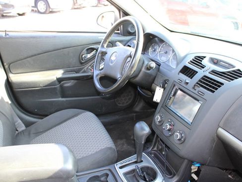 Used 2007 Chevrolet Malibu LT image 12