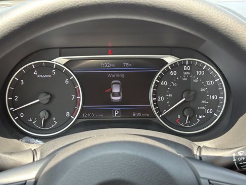 Used 2025 Nissan Sentra SV FWD image 13
