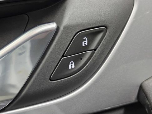 Used 2026 Chevrolet Blazer LT FWD image 29