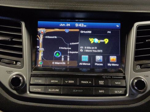 Used 2016 Hyundai Tucson Limited w/ Option Group 03 FWD image 25