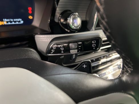 Used 2022 Lincoln Corsair Reserve w/ Equipment Group 201A image 23