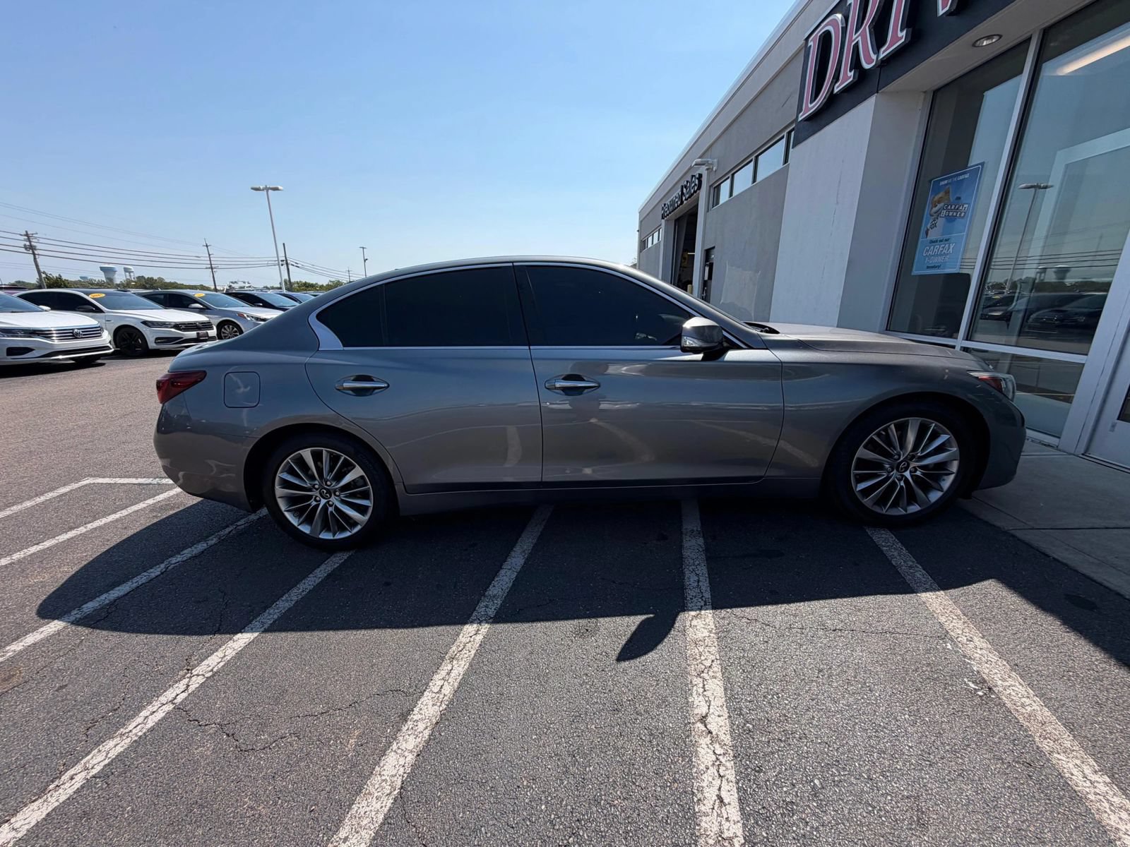 Used 2021 INFINITI Q50 Luxe RWD image 11