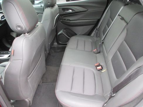 Certified 2022 Chevrolet TrailBlazer RS w/ Sun and Liftgate Package AWD/4WD image 14