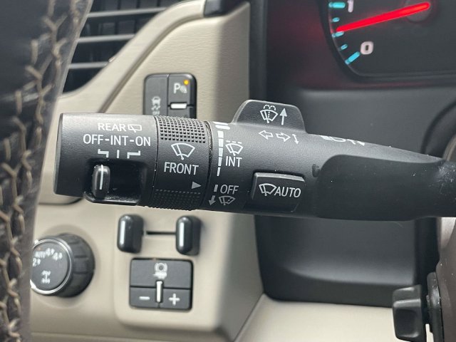 Used 2020 GMC Yukon Denali w/ Open Road Package AWD/4WD image 25