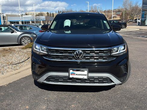 Used 2021 Volkswagen Atlas SEL Premium image 2