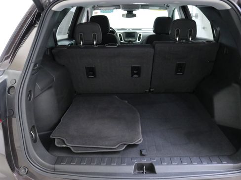 Used 2020 Chevrolet Equinox LT image 28