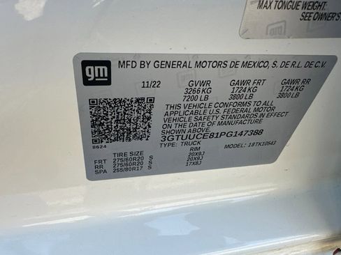 Used 2023 GMC Sierra 1500 Elevation image 30