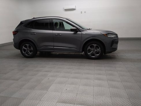 Used 2024 Ford Escape ST-Line AWD/4WD image 11
