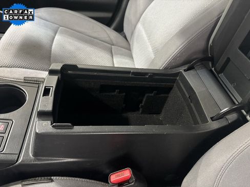 Used 2019 Subaru Outback 2.5i Premium image 22