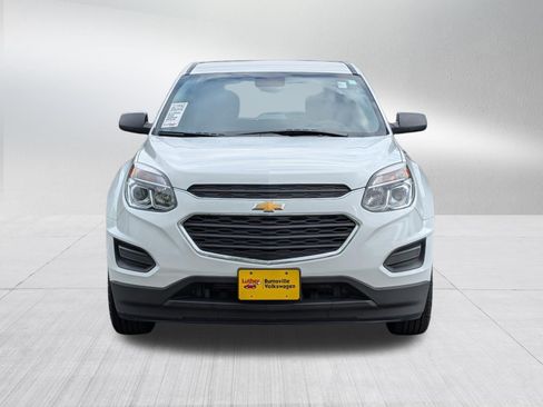 Used 2017 Chevrolet Equinox LS FWD image 2