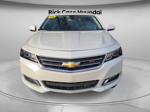 Used 2016 Chevrolet Impala LT w/ Convenience Package image 3