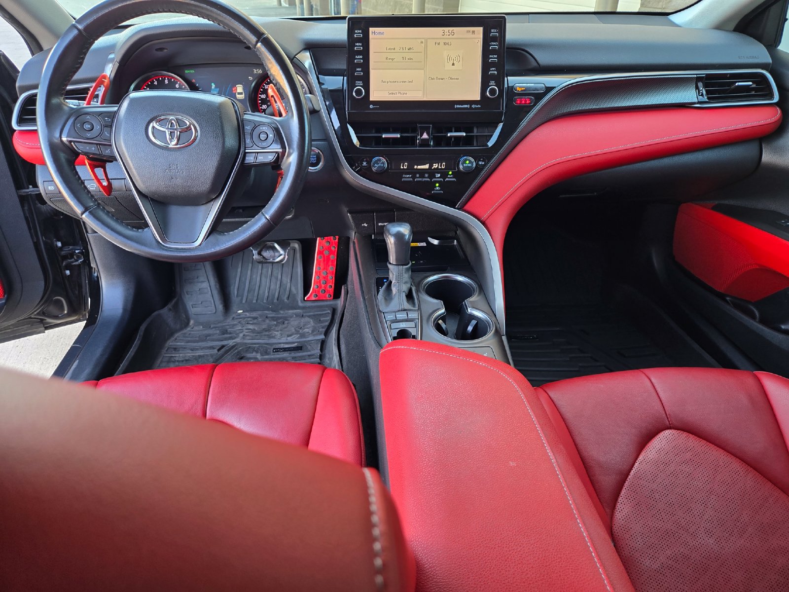 Used 2022 Toyota Camry XSE FWD image 8