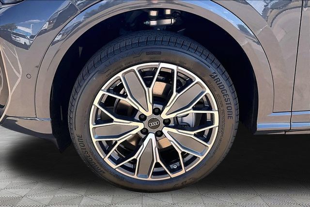 New 2026 Audi Q5 Premium Plus AWD/4WD image 8