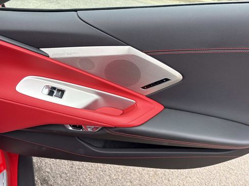 Used 2022 Chevrolet Corvette Stingray Preferred Cpe w/ Z51 Performance Package image 17