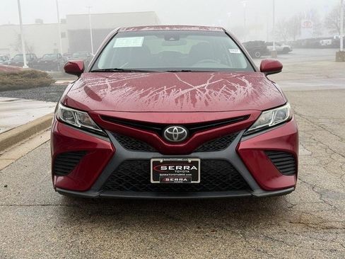 Used 2018 Toyota Camry SE image 8