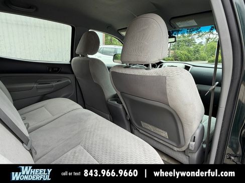 Used 2011 Toyota Tacoma 4x4 Double Cab w/ SR5 Pkg #2 image 23