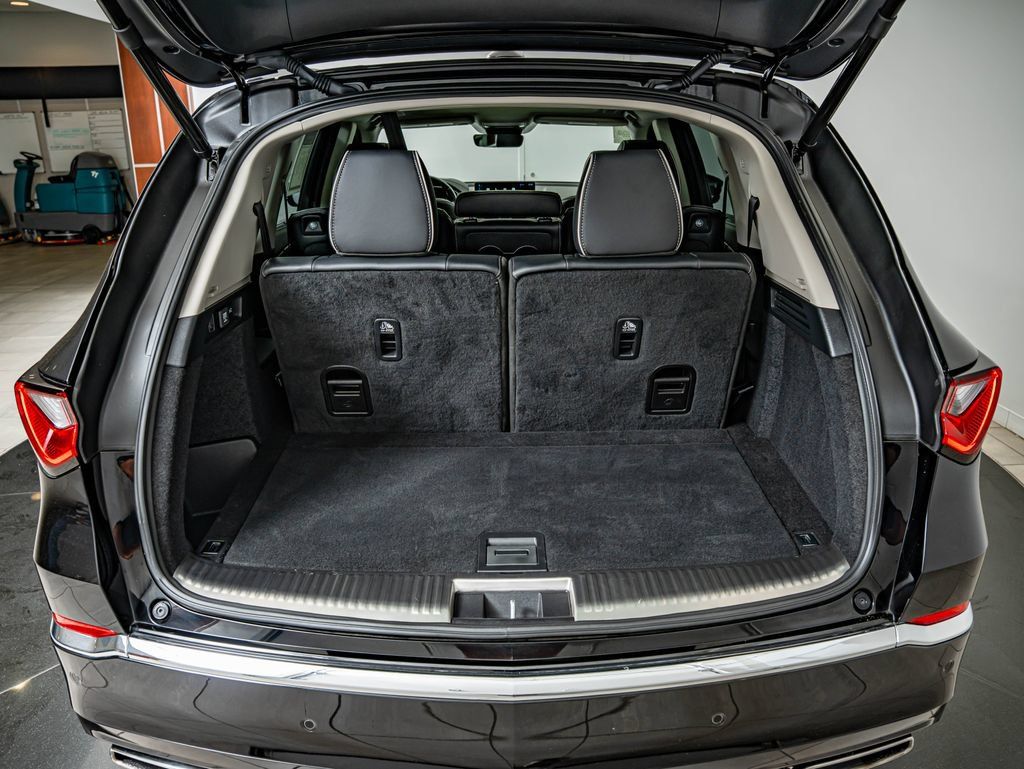 Certified 2025 Acura MDX w/ Advance Package AWD/4WD image 44