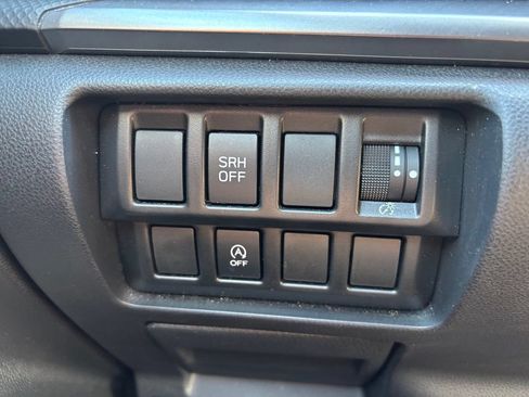 Used 2022 Subaru Forester Premium AWD/4WD image 14