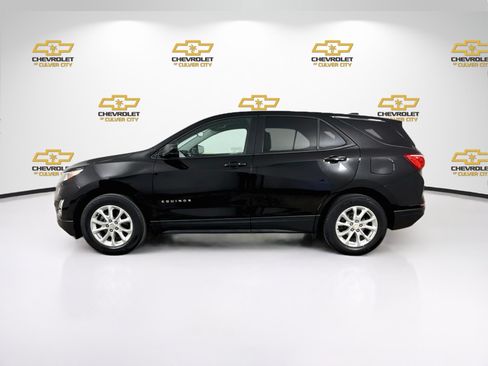 Used 2020 Chevrolet Equinox LS w/ LS Convenience Package FWD image 5