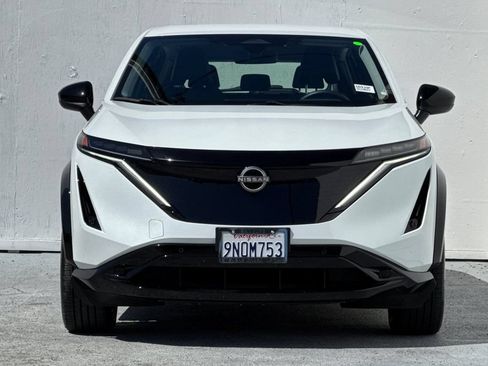 Used 2024 Nissan Ariya AWD image 8