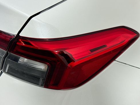Used 2024 Honda Civic EX image 32