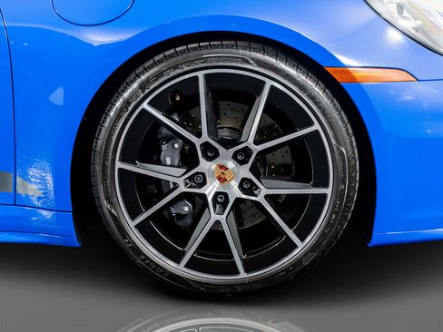 Used 2026 Porsche 911 Carrera T image 8