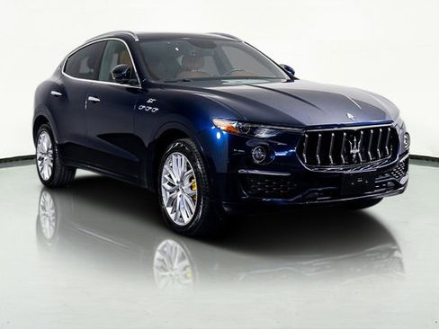 Used 2022 Maserati Levante GT image 4