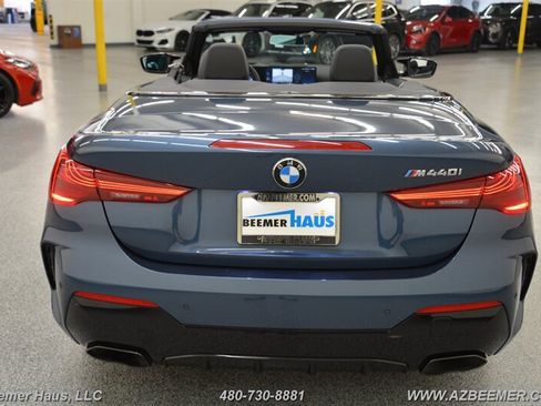 Used 2025 BMW M440i Convertible RWD image 40