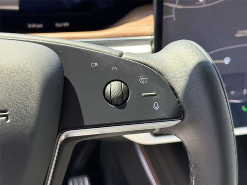 Used 2023 Tesla Model X AWD/4WD image 35