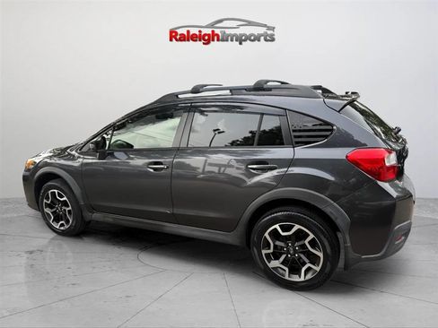Used 2016 Subaru Crosstrek 2.0i Limited AWD/4WD image 8