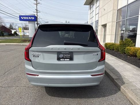 Used 2025 Volvo XC90 B5 Plus image 4
