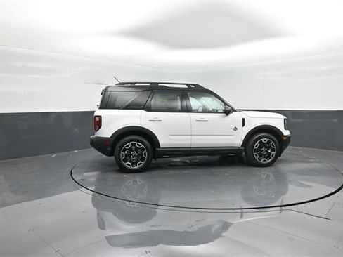 New 2025 Ford Bronco Sport Outer Banks w/ Outer Banks Tech Package+ image 8