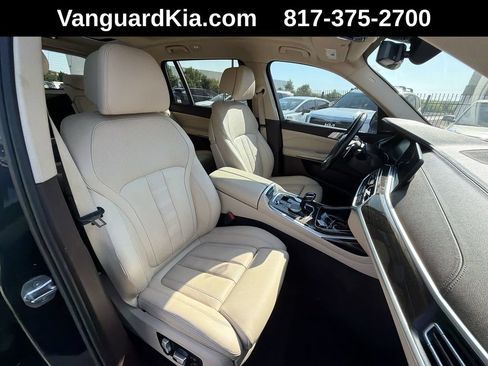 Used 2019 BMW X7 xDrive40i w/ Premium Package AWD/4WD image 29