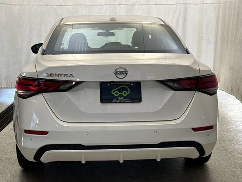 Used 2025 Nissan Sentra SV FWD image 6