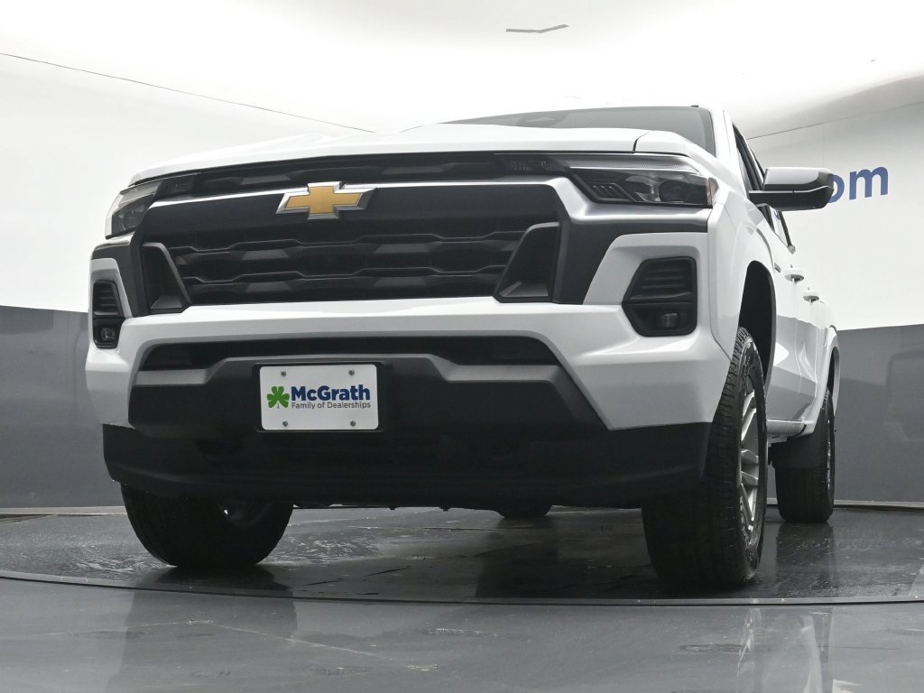 New 2026 Chevrolet Colorado LT w/ LT Convenience Package AWD/4WD image 7